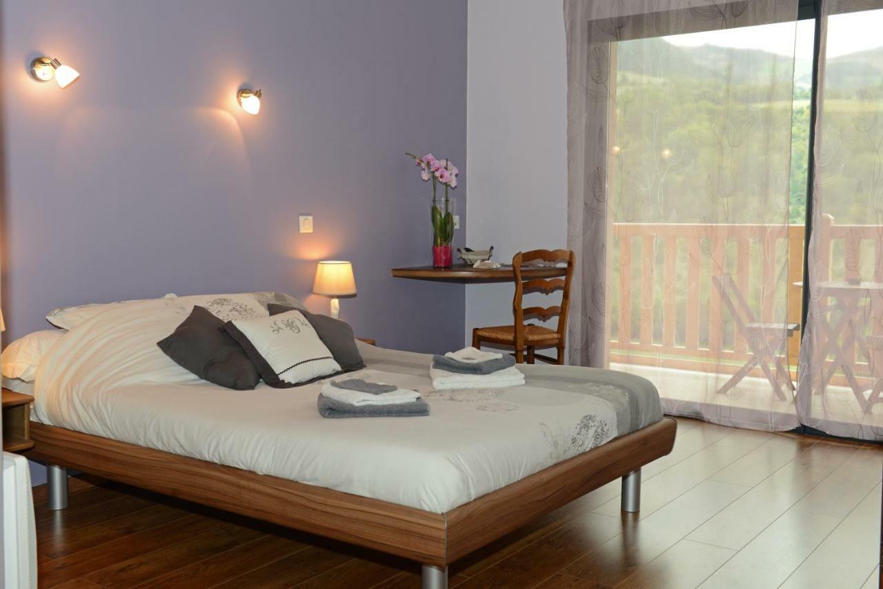 Lauz'Oustal Bed & Breakfast Montrodat Exterior photo